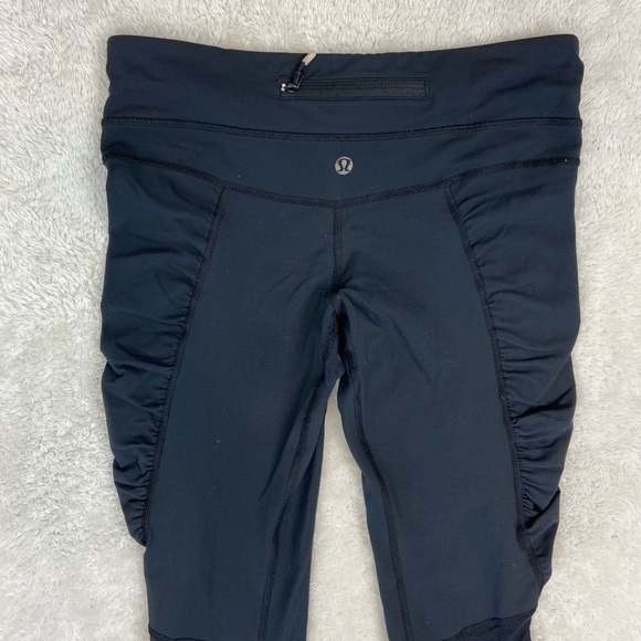 Lululemon Cropped Leggings - Picture 5 of 5